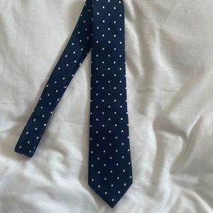 Charles Tyrwhitt Silk Blue Dot Tie